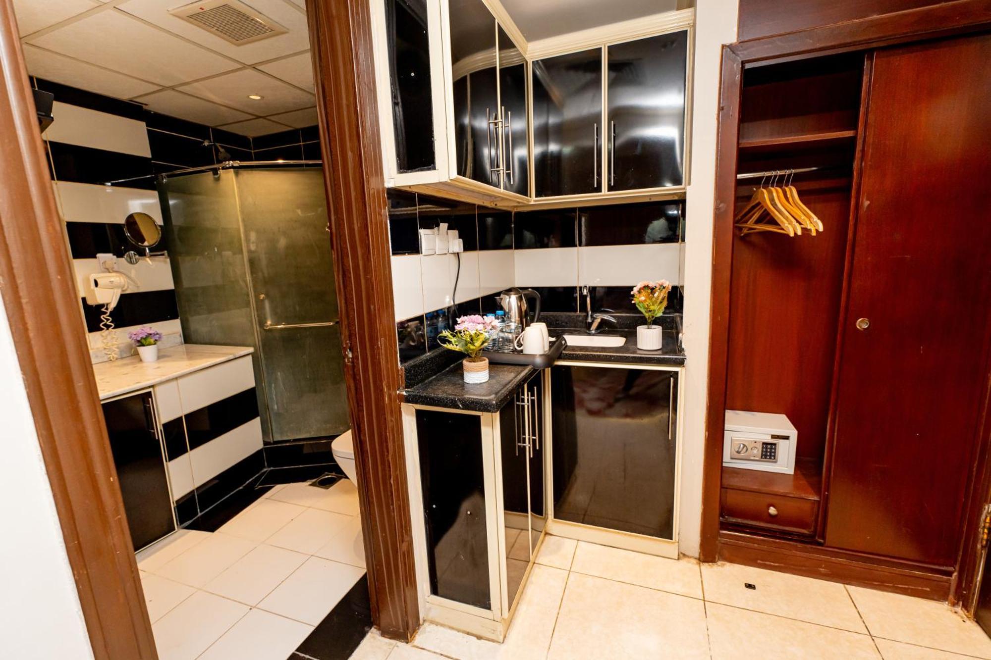 Al Kiram Hotel Al Azizia Mecca Exterior photo